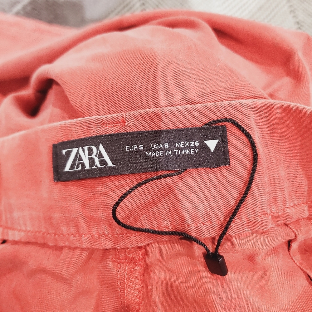 ZARA Coral Red Lyocell Wide Leg Pleated Waist Pants - Picture 6 of 12